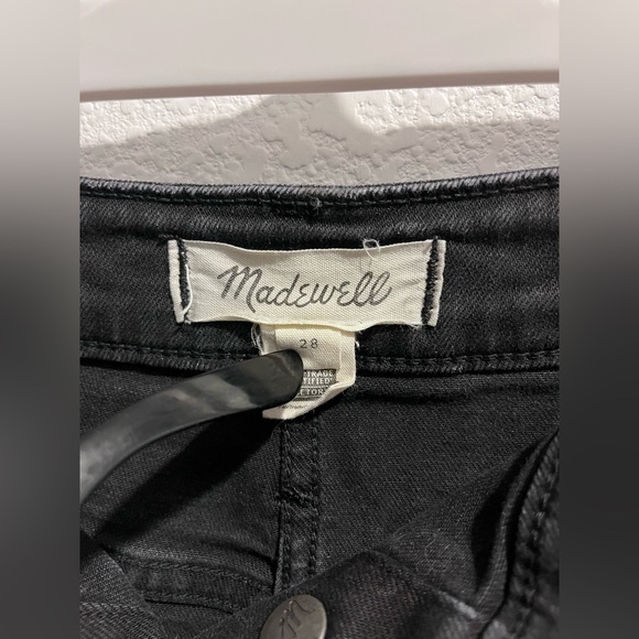 Madewell women’s black denim skirt, front buttons. Size 28 - Picture 3 of 5